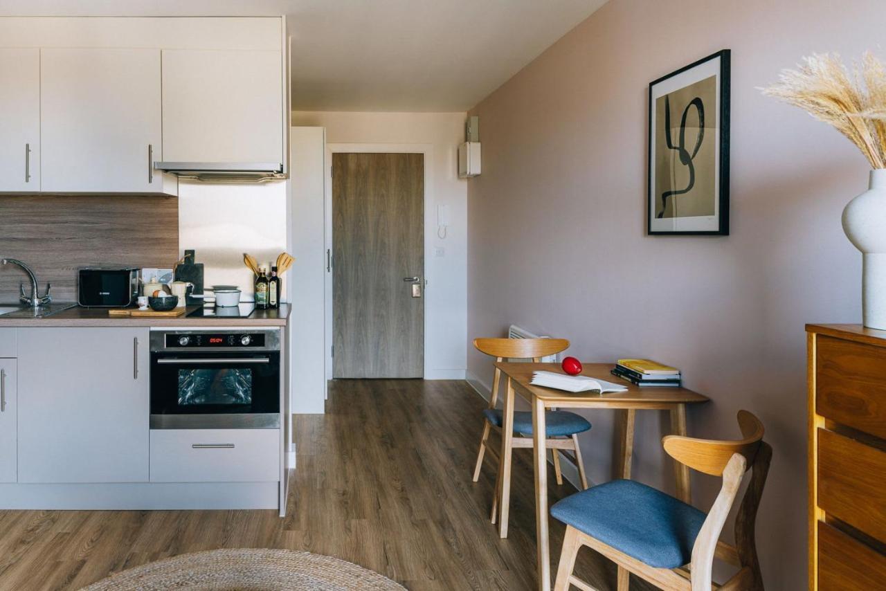 Chic Apartments And Studios At The Point In Aberdeen Eksteriør bilde