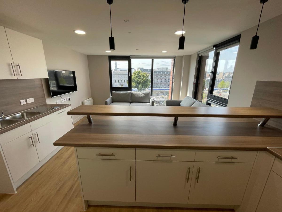 Chic Apartments And Studios At The Point In Aberdeen Eksteriør bilde