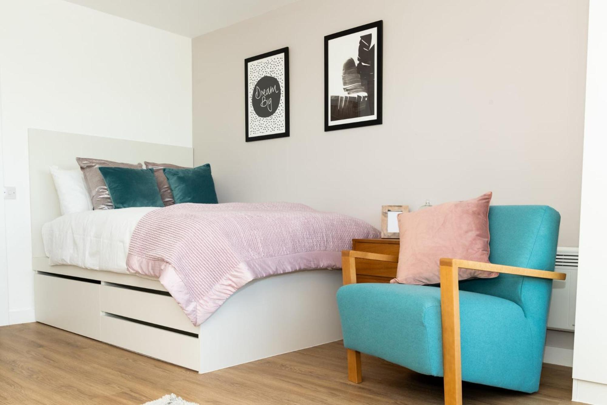 Chic Apartments And Studios At The Point In Aberdeen Eksteriør bilde